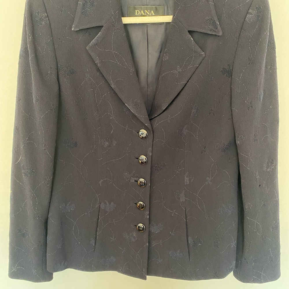Dana Buchman Fitted Jacket size 8
